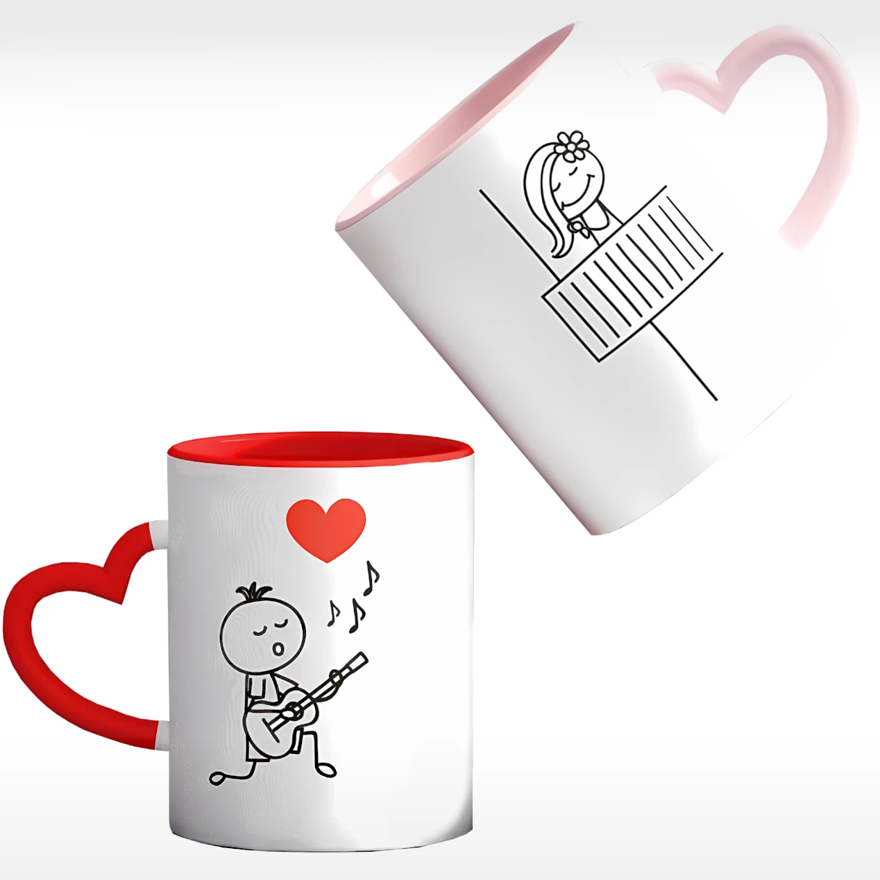 Zestaw kubków z uszkami w serca na walentynki.